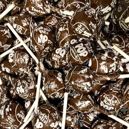 Tootsie Pops Lollipops, Chocolate Tootsie Roll Pops Bulk 30 Count (Approx 1.25lbs of Tootsie Pop) by Snackivore. Chocolate Tootsie Pops.